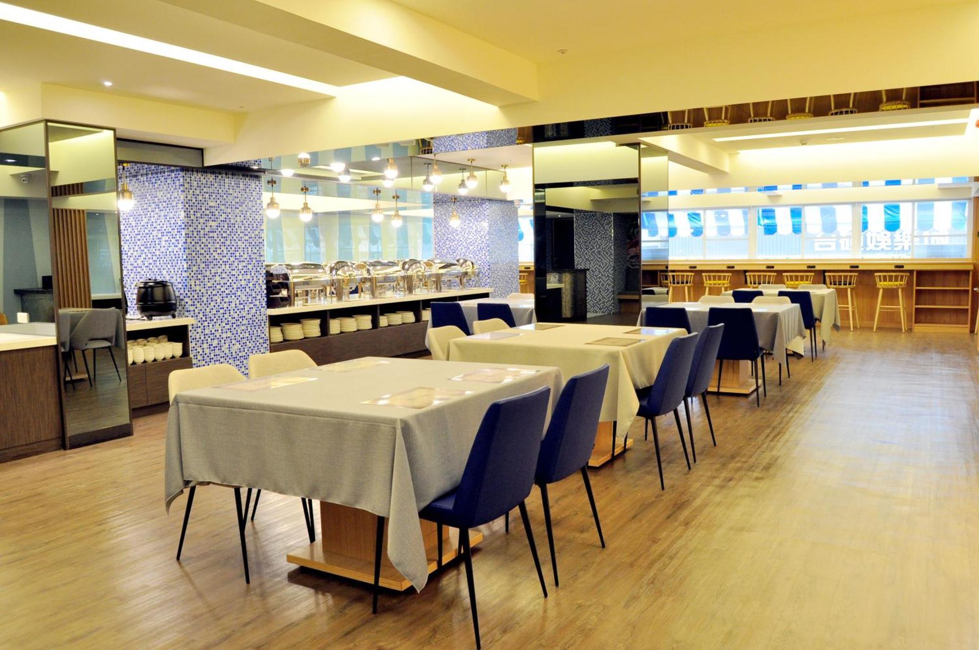 Fish Hotel Kaohsiung Esterno foto