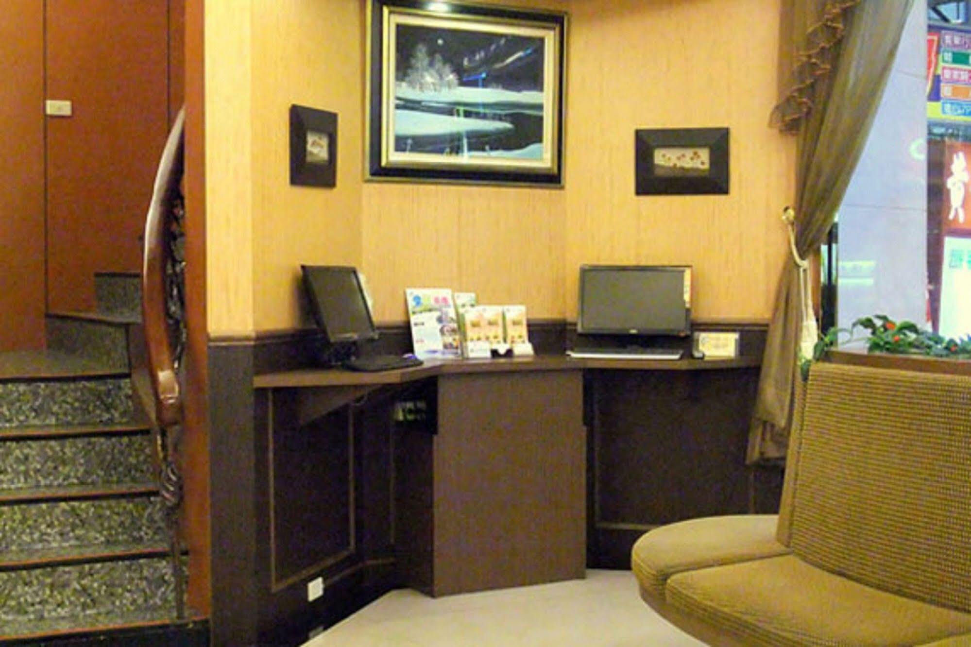 Fish Hotel Kaohsiung Esterno foto